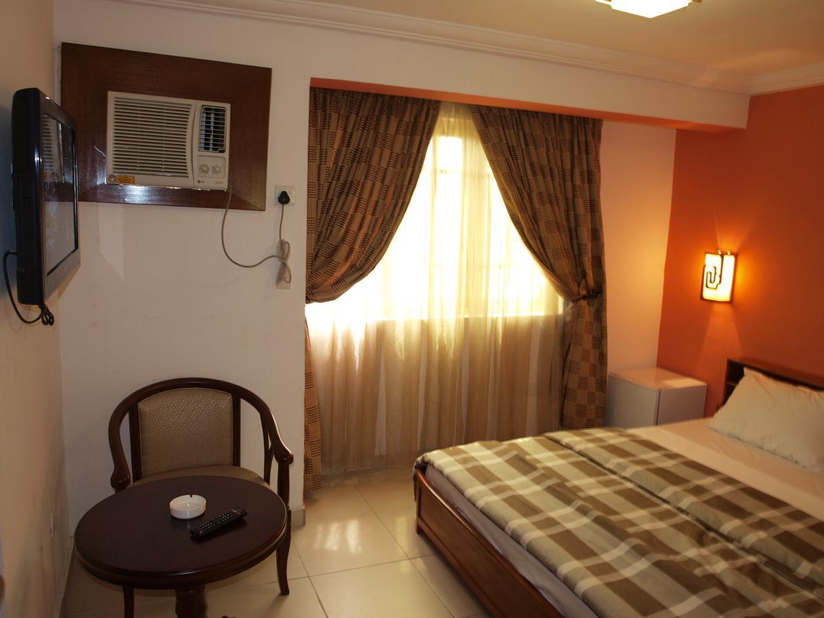 Apollo Hotel Lagos Kültér fotó